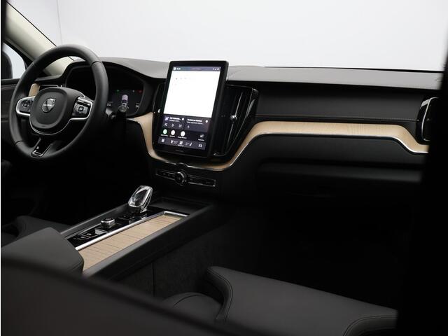 Volvo XC60 T6 AWD Plug-in hybrid Ultra Dark / Trekhaak / Luchtvering / Pan. dak / 360 camera / Stoel+stuur+achterbankverwarming / Harman Kardon