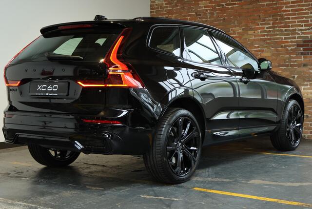 Volvo XC60 2.0 T6 Plug-in hybrid AWD Plus Black Edition | Schuif/Kantel-Panoramadak | Head-Up Display | 360º Visual Park Camera | Harman Kardon Premium Audio | Elektrisch Verstelbare Voorstoelen met Geheugen | Stoel/Stuurverwarming |