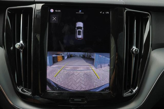 Volvo XC60 T6 Recharge AWD Inscription Expression - Panorama/schuifdak - IntelliSafe Assist - Harman/Kardon audio - Adaptieve LED koplampen - Parkeercamera achter - Verwarmde voorstoelen & stuur - Parkeersensoren voor & achter - Draadloze tel. lader - Extra getint glas - Inklapbare trekhaak - 18' LMV