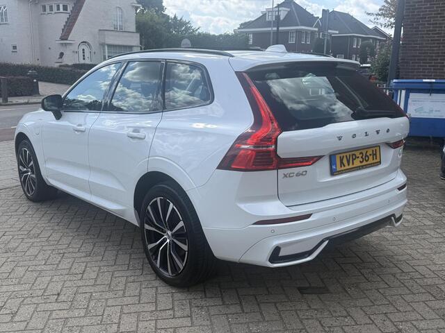 Volvo XC60 2.0 T6 Recharge AWD Ultimate Dark