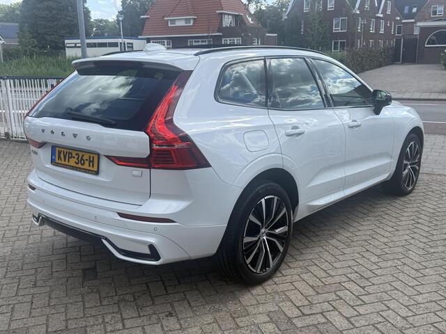 Volvo XC60 2.0 T6 Recharge AWD Ultimate Dark