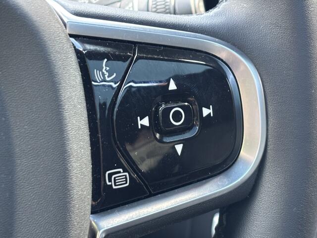 Volvo XC60 T6 AWD Black Edition Panorama 21'' Trekhaak Harman Kardon
