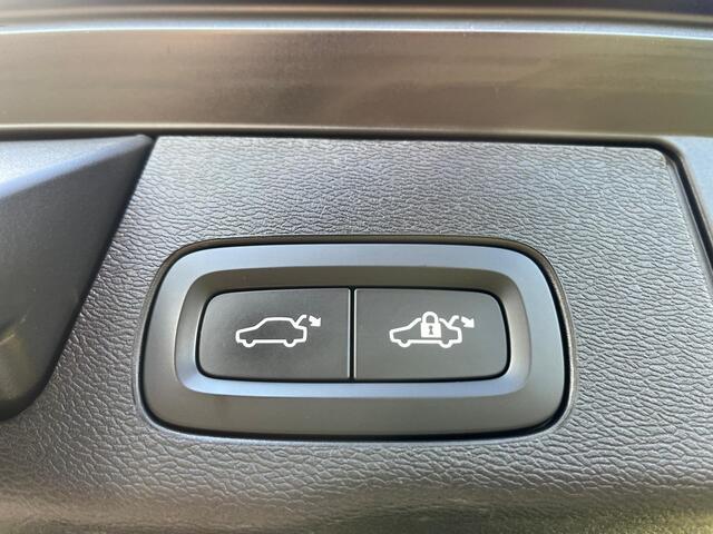 Volvo XC60 2.0 T6 Plug-in hybrid AWD Inscription Expression
