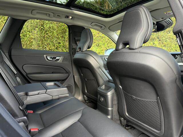 Volvo XC60 Recharge T6 AWD Inscription | Pano dak | Bliss | Keyless |
