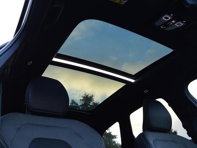 Volvo XC60 T8 Recharge AWD Ultimate Dark | SOH 98%