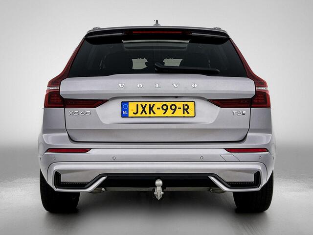 Volvo XC60 2.0 T6 Plug-in hybrid AWD Ultra Dark | Luchtvering | Panoramadak | 360-Camera | Trekhaak | H&K |