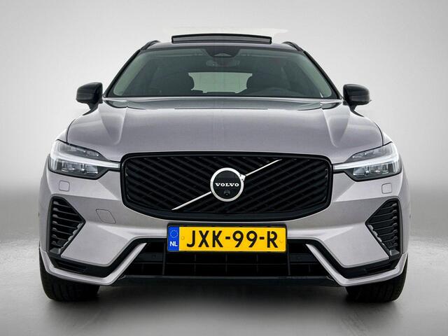 Volvo XC60 2.0 T6 Plug-in hybrid AWD Ultra Dark | Luchtvering | Panoramadak | 360-Camera | Trekhaak | H&K |