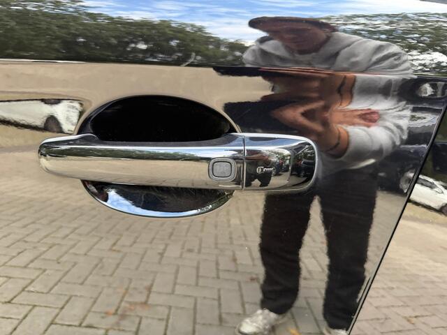 Volvo XC60 2.0 T5 FWD R-Design
