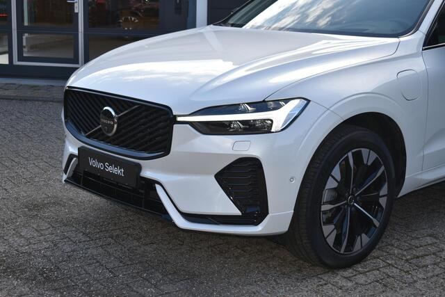 Volvo XC60 T6 Plug-in hybrid AWD Ultra Dark | Luchtvering | Trekhaak | Verwarmbare voorstoelen, achterbank en stuurwiel | Premium audio by Harman Kardon | Apple carplay/Android auto | Panoramisch Schuif-/kanteldak | 360 graden Camera | BLIS | Adaptieve Cruise Control |