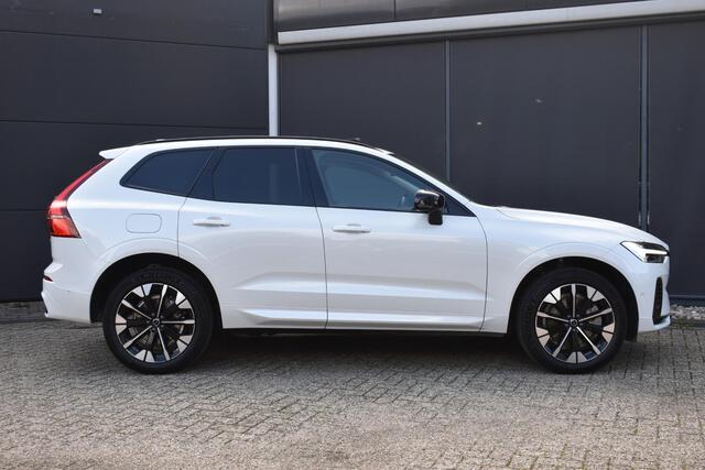 Volvo XC60 T6 Plug-in hybrid AWD Ultra Dark | Luchtvering | Trekhaak | Verwarmbare voorstoelen, achterbank en stuurwiel | Premium audio by Harman Kardon | Apple carplay/Android auto | Panoramisch Schuif-/kanteldak | 360 graden Camera | BLIS | Adaptieve Cruise Control |