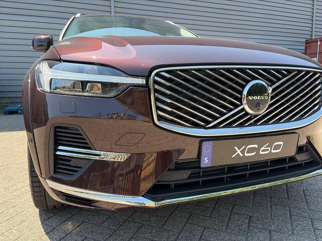 Volvo XC60 T6 Plug-in hybrid AWD Ultra Bright / 22" Velgen / Luchtvering / Mulberry Red / Blond geventileerd nappa leder /