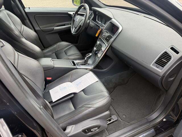 Volvo XC60 2.0 T5 FWD Polar+ Leer/Pano/Navi/Clima/Cam/Trekhaak