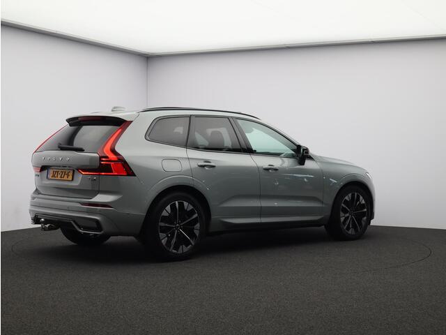 Volvo XC60 T6 AWD Plug-in hybrid Ultra Dark / Trekhaak / Head up displ. / Harman Kardon / 360 camera / Stoel+stuur+achterbankverw.