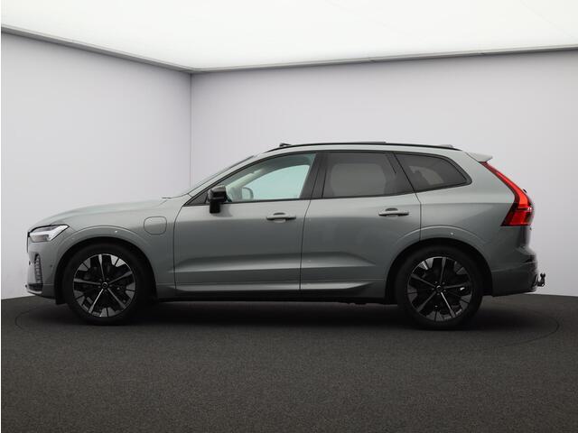 Volvo XC60 T6 AWD Plug-in hybrid Ultra Dark / Trekhaak / Head up displ. / Harman Kardon / 360 camera / Stoel+stuur+achterbankverw.