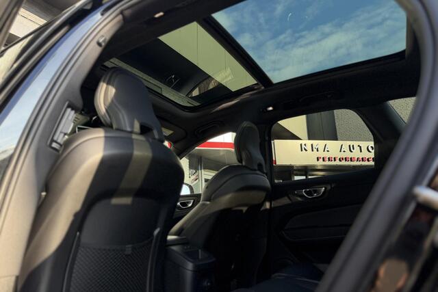 Volvo XC60 2.0 T6 Plug-in hybrid AWD Ultimate Black Edition ACC, PANO, KEYLESS GO, STOEL & STUURVERWARMING, DODEHOEK, 21" MULTI SPAAK, CARPLAY, 360 CAMERA