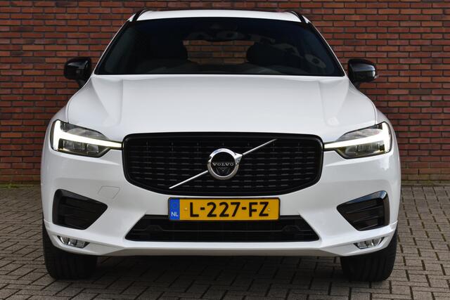 Volvo XC60 B5 252PK R-Design | Trekhaak | Panorama dak | 360 Camera |