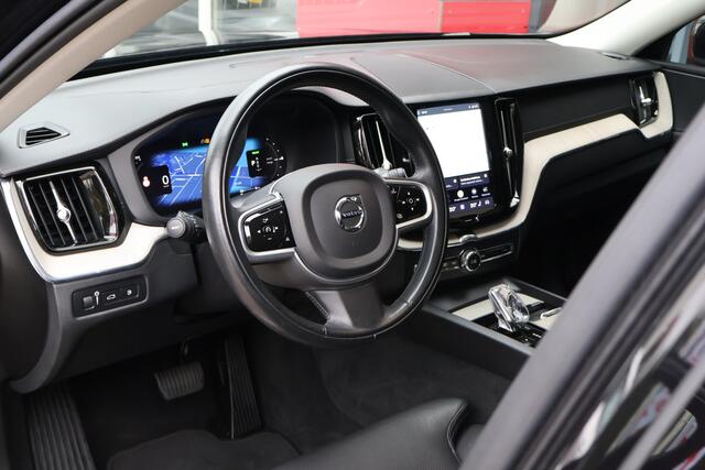Volvo XC60 2.0 T6 Plug-in hybrid AWD Inscription | Origineel NL | Panoramadak | Trekhaak | Rijklaar | Camera | ACC |