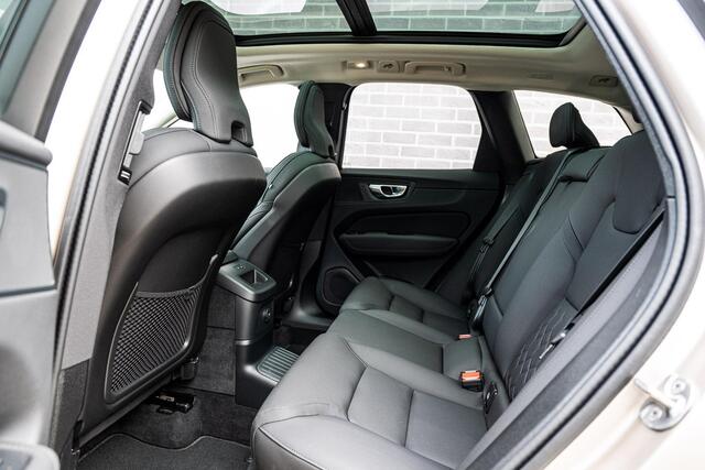 Volvo XC60 2.0 T6 Plug-in hybrid AWD Ultra Dark | SOH:100% | Trekhaak | Luchtvering | 360° Camera | Harman/Kardon | Power Seats | Memory | Adaptieve Cruise | Panoramadak | Head-up Display | Keyless entry/start |