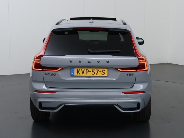 Volvo XC60 2.0 T8 Plug-in hybrid AWD Ultra Black Edition | Comfortstoelen ele.verstelbaar + Geheugen | HUD | Harman/Kardon Audio | Panoramadak | 360 Camera | Apple CarPlay/Android Auto | Adaptieve Cruise Control |