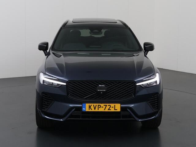 Volvo XC60 2.0 T8 Plug-in hybrid AWD Ultra Black Edition | Panoramadak | HUD | Harman/Kardon Audio | Ele. verstalbare Comfortstoelen + Geheugen | Stoel/Stuurverwarming | Adaptieve Cruise Control | 360 Camera | Apple CarPlay/Android Auto |
