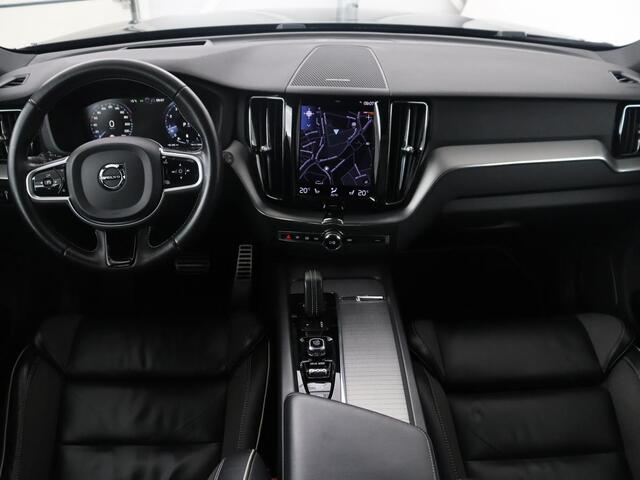 Volvo XC60 2.0 B5 R-Design | Trekhaak | Pano-Dak | LED | Harman Kardon Sound | 360 Camera