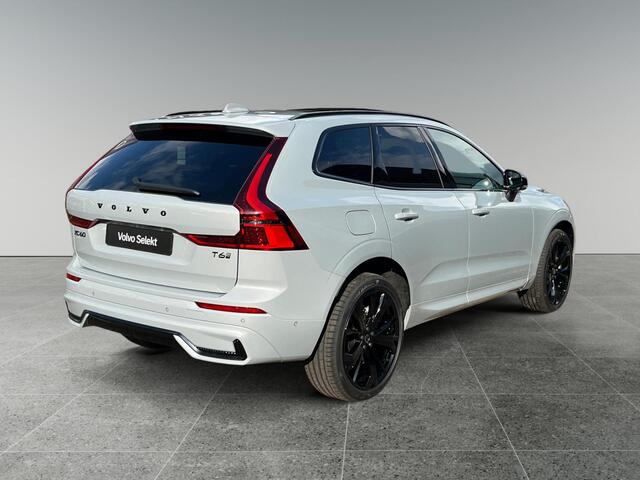 Volvo XC60 2.0 T6 Plug-in hybrid AWD Ultra Black Edition | SOH 100% | Trekhaak | Panoramadak | 360° camera