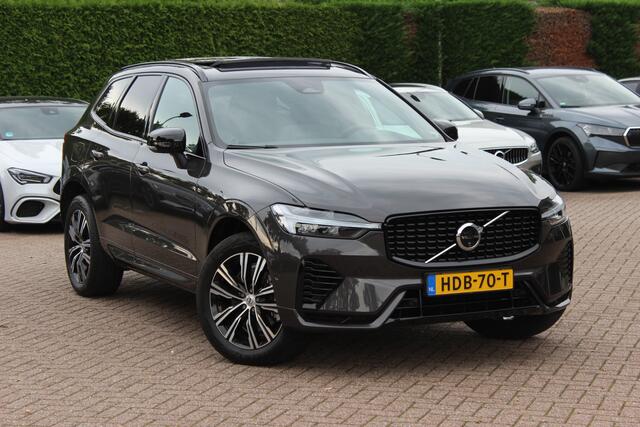 Volvo XC60 2.0 T6 Plug-in hybrid AWD Ultimate Black Edition R-Design / SoH 96,4% / Panoramadak / 360Camera / Leder / Harman Kardon / Keyless / 19'' / Sfeerverlichting / Stoel+Stuurverwarming / Dodehoek / DAB / ACC
