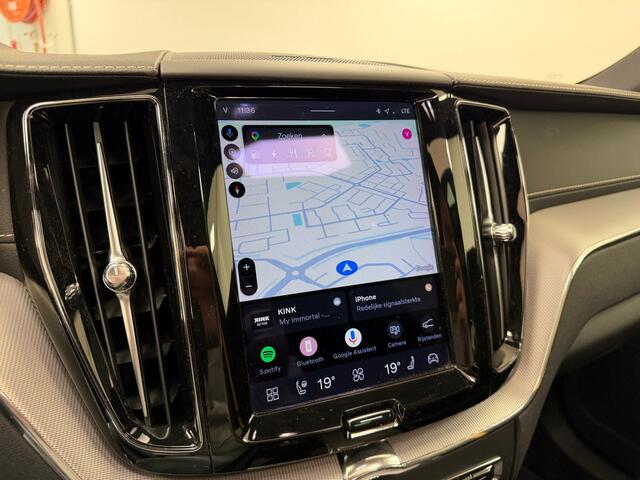 Volvo XC60 2.0 T8 Plug-in-hybrid AWD Polestar Engineered Panoramadak | Trekhaak | Harman Kardon