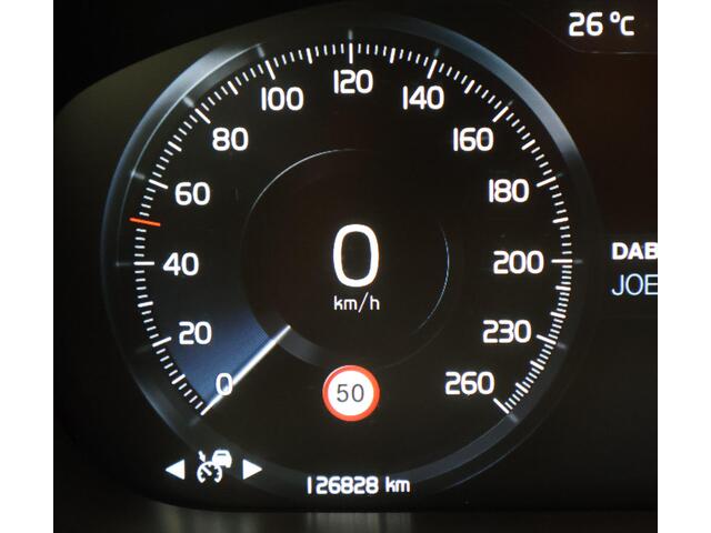 Volvo XC60 T8 390PK Plug in Hybrid AWD R-Design / Luchtvering / B&W / Head-Up / Trekhaak / Nappa Leder met Ventilatie / 360gr Camera / Full Led / Keyless /