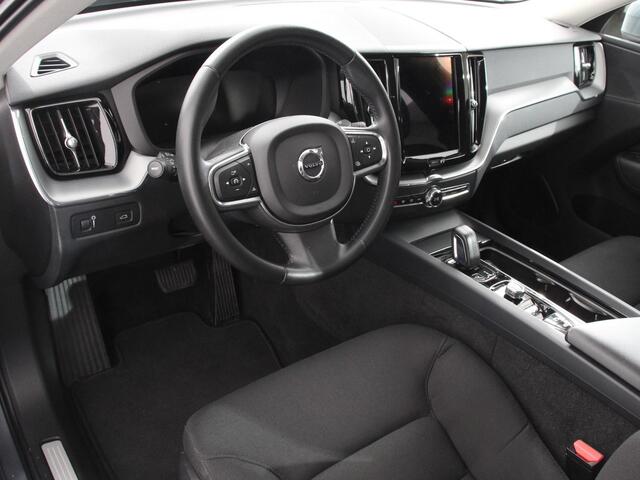Volvo XC60 2.0 B4 Automaat Momentum Apple Carplay / Android Auto Adaptive Cruise Control Camera Lane/Side Assist Elektrische Achterklep Stoelverwarming