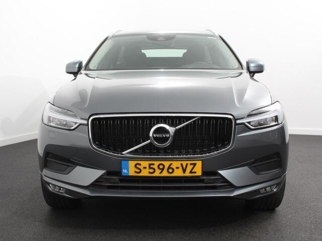 Volvo XC60 2.0 B4 Automaat Momentum Apple Carplay / Android Auto Adaptive Cruise Control Camera Lane/Side Assist Elektrische Achterklep Stoelverwarming
