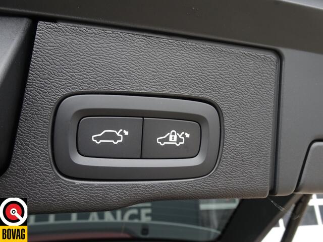 Volvo XC60 2.0 T8 Plug-in hybrid AWD Ultra Black Edition