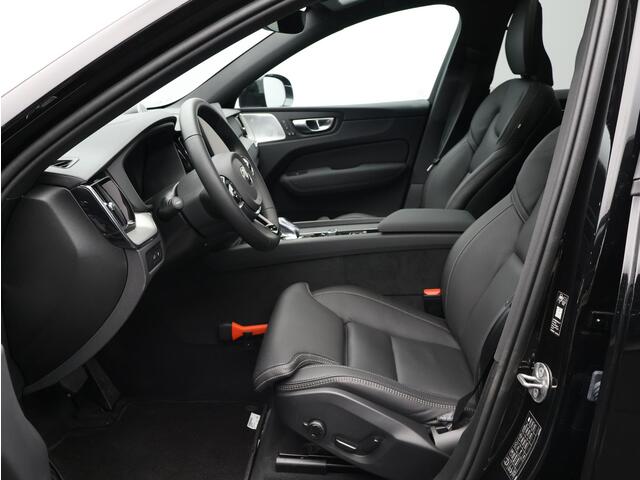 Volvo XC60 2.0 T8 Plug-in hybrid AWD Ultra Bright Exec. Ed. / Trekhaak / Luchtvering / B&W Audio / Stoelventilatie+Massage / 360 Camera / Head-Up / Panoramadak / Getint Glas /