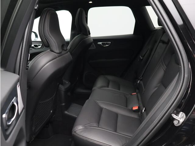Volvo XC60 2.0 T8 Plug-in hybrid AWD Ultra Bright Exec. Ed. / Trekhaak / Luchtvering / B&W Audio / Stoelventilatie+Massage / 360 Camera / Head-Up / Panoramadak / Getint Glas /