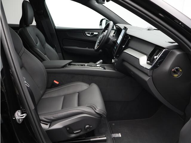 Volvo XC60 2.0 T8 Plug-in hybrid AWD Ultra Bright Exec. Ed. / Trekhaak / Luchtvering / B&W Audio / Stoelventilatie+Massage / 360 Camera / Head-Up / Panoramadak / Getint Glas /