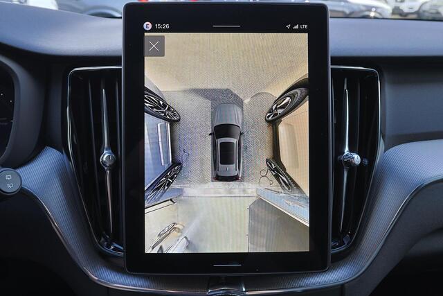 Volvo XC60 T6 Recharge AWD Plus Black Edition - Panorama/schuifdak - IntelliSafe Assist & Surround - 360º Camera - Harman/Kardon audio - Verwarmde voorstoelen, stuur & achterbank - Parkeersensoren voor & achter - Elektr. bedienb. voorstoelen met geheugen - Head up display - Extra getint glas - 21' LMV