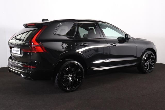 Volvo XC60 T6 Recharge AWD Plus Black Edition - Panorama/schuifdak - IntelliSafe Assist & Surround - 360º Camera - Harman/Kardon audio - Verwarmde voorstoelen, stuur & achterbank - Parkeersensoren voor & achter - Elektr. bedienb. voorstoelen met geheugen - Head up display - Draadloze tel. lader - Extra getint glas - 21' LMV