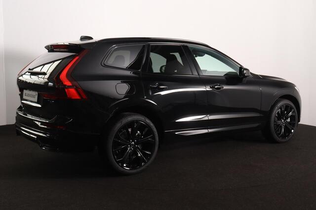 Volvo XC60 T6 Recharge AWD Plus Black Edition - IntelliSafe Assist & Surround - Harman/Kardon audio - Parkeercamera achter - Verwarmde voorstoelen, stuur & achterbank - Parkeersensoren voor & achter - Elektr. bedienb. voorstoelen met geheugen - Draadloze tel. lader - 21' LMV
