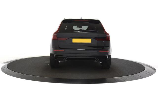 Volvo XC60 2.0 T8 Plug-in hybrid AWD Ultra Black Edition Bowers&Wilkins / Head Up / Sportplusstoelen / Panoramadak / 21 "lm velg enz