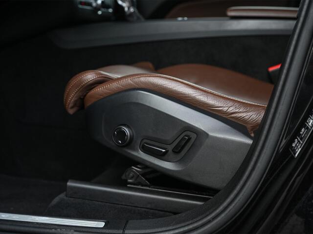 Volvo XC60 2.0 D4 AWD Inscription Panoramadak | Camera | Memory Seat | Stoelverwarming | Trekhaak |