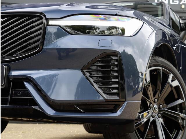 Volvo XC60 T8 AWD Ultra Black Edition Pano 360 Bowers & Wilkins Trekhaak HeadUp Display 21''