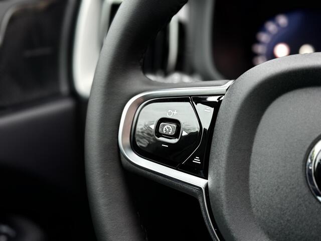 Volvo XC60 2.0 T6 Ultra Black Edition l Nieuw Model l Pano l Trekhaak l Harman Kardon l HUD l Adaptieve Cruise