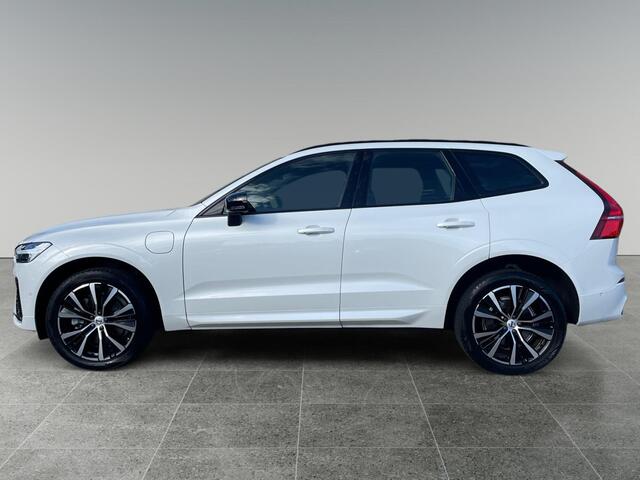 Volvo XC60 T6 Plug-in hybrid AWD Ultimate Dark | Luchtvering | Bowers & Wilkins | Trekhaak elektr.