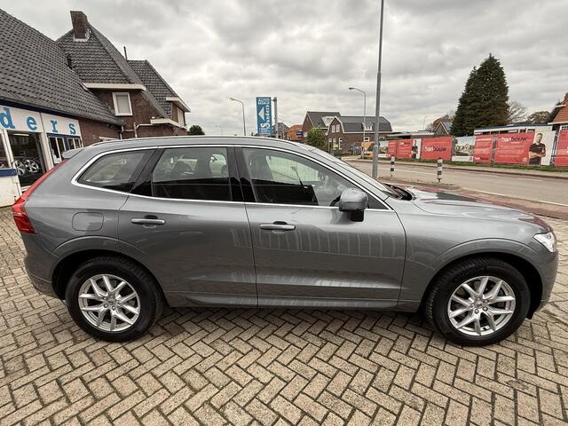 Volvo XC60 2.0 T4 Momentum Pro Intellisafe Pro