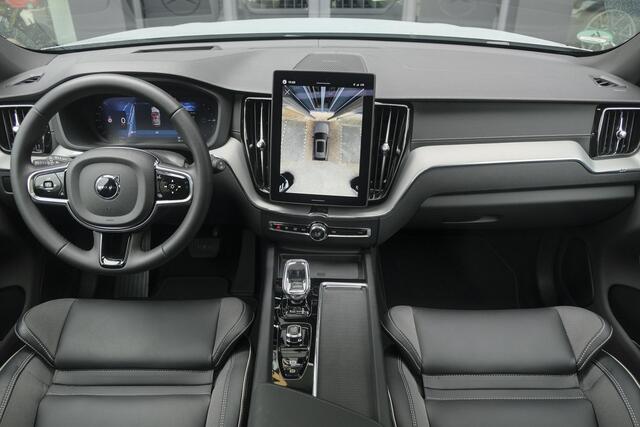 Volvo XC60 2.0 T8 455pk Plus Black edition Panoramadak *BTW* Styling pack 22" LMV Harman/Kardon Bomvol!!
