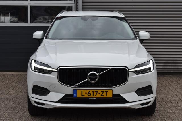 Volvo XC60 2.0 B4 MOMENTUM / 100% ONDERHOUDEN / CARPLAY / STOELVERW. / AFN. TREKH.