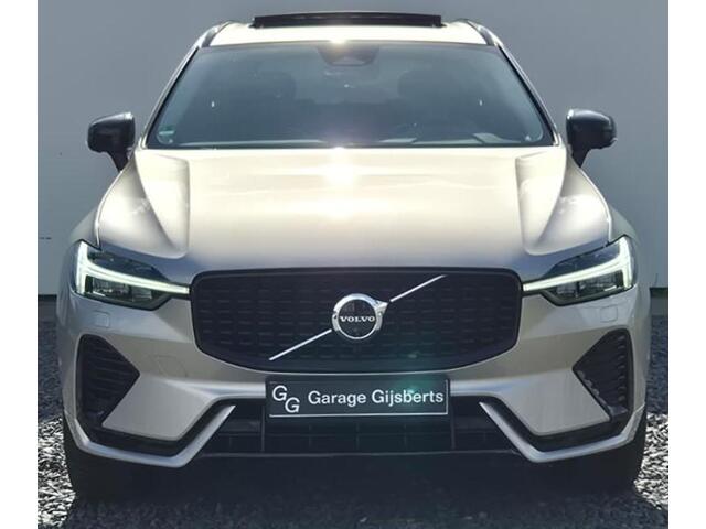 Volvo XC60 2.0 T6 Phev AWD Plus Dark Lighting Pack - Power seats met Memory - 19" Wielen - Panoramadak - Harman Kardon Audio - 360 Cam - 2250 KG Trekgewicht - Climate - Achterbank verwarming - Privacy Glass - RA00 Leder - Full led koplampen - Standkachel met timer