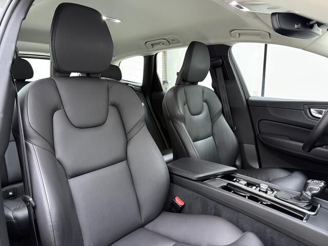 Volvo XC60 T5 251pk Automaat Momentum Pro / Stoelverwarming / Trekhaak / Leder / Zittingverlenger / AppleCarplay / PDC + Camera / lane Keeping Aid / Elektr. Achterklep / 18'' /
