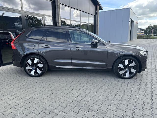 Volvo XC60 2.0 T6 Plug-in hybrid AWD Plus Dark Luchtvering|ACC|trekhaak
