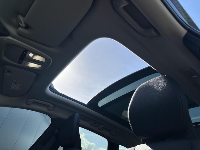 Volvo XC60 2.0 T6 Plug-in hybrid AWD Plus Dark Luchtvering|ACC|trekhaak